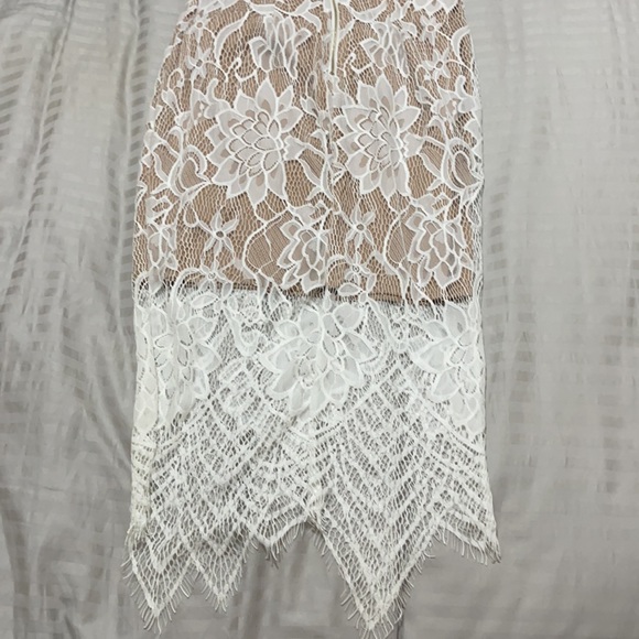 G by Guess high neck halter dress lace detail NWOT - Picture 7 of 10